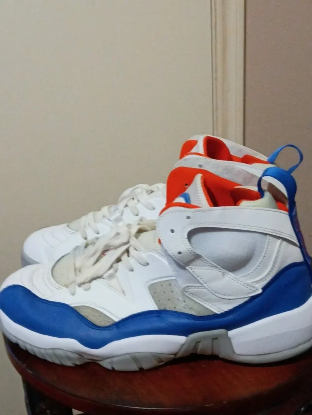 Jordan Jumpman Two Trey Knicks Nike Sneakers D01925-148 Men's Sneakers sz 13